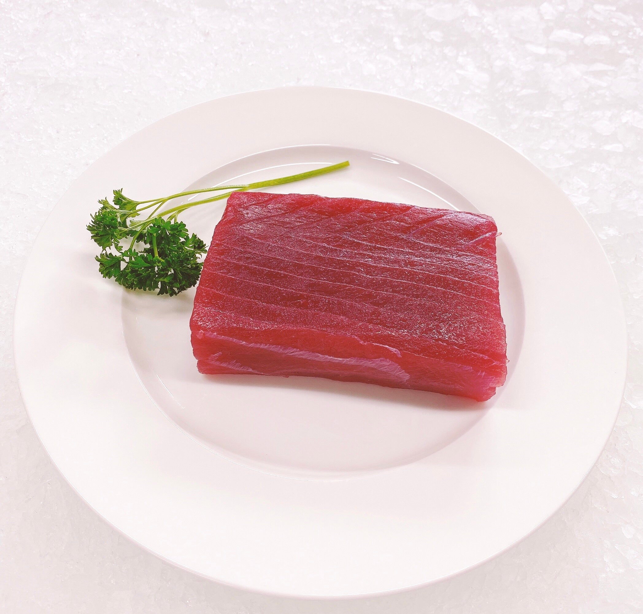 TUNA SASHIMI SLICED (MIN 250G)